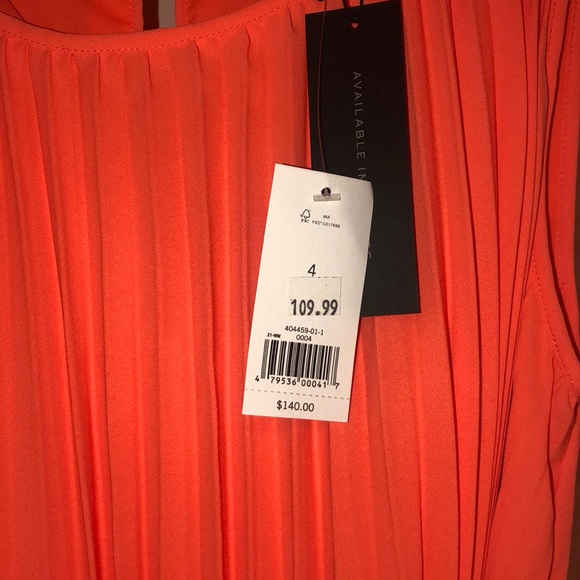 Dress - Picture 3 of 5